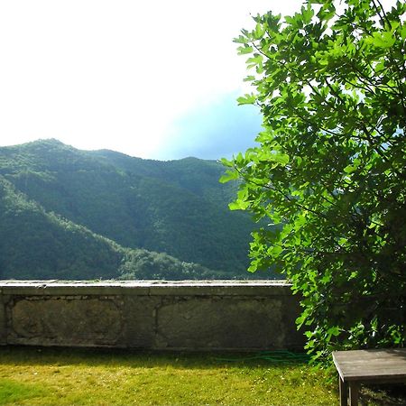 Castello Malaspina Di Fosdinovo Hotel Bagian luar foto