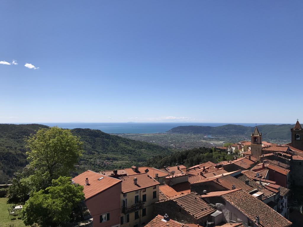 Castello Malaspina Di Fosdinovo Hotel Bagian luar foto