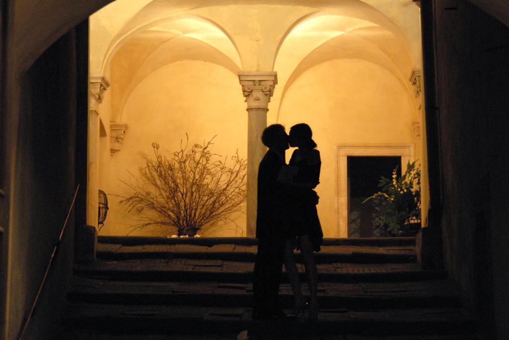 Castello Malaspina Di Fosdinovo Hotel Bagian luar foto